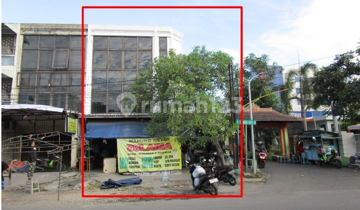 SOLD via Auction: Ruko Bratang Jaya, Suitable for Business and Investment 1