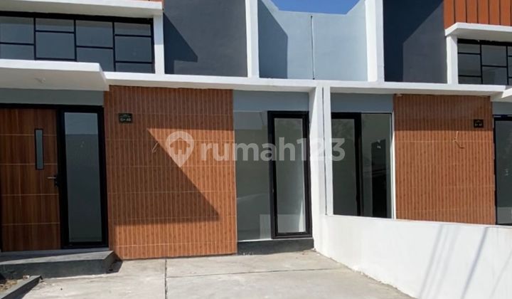 Rumah 1 Lantai di Menganti Baru SHM Utara 2