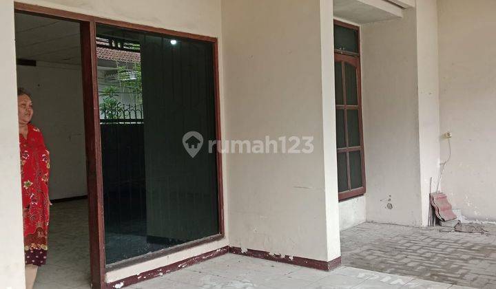 Disewa Rumah Dua Lantai Letak Strategis Di Pakis Tirtosari 2