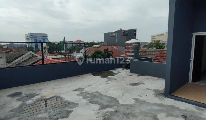 Rumah Luas & Nyaman 2,5 Lantai Di Ngagel Jaya – Tandon Atas Bawah, Gudang, Ruang Santai 2