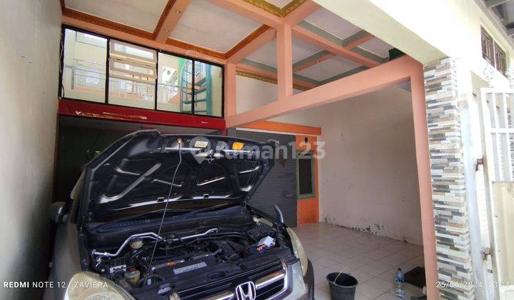 Rumah Kontrakan 2 Lantai, Kamar 4 Sudah Renovasi 1