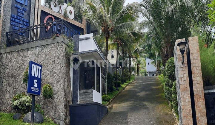 For Sale Via Auction Green Hill and Home Stay