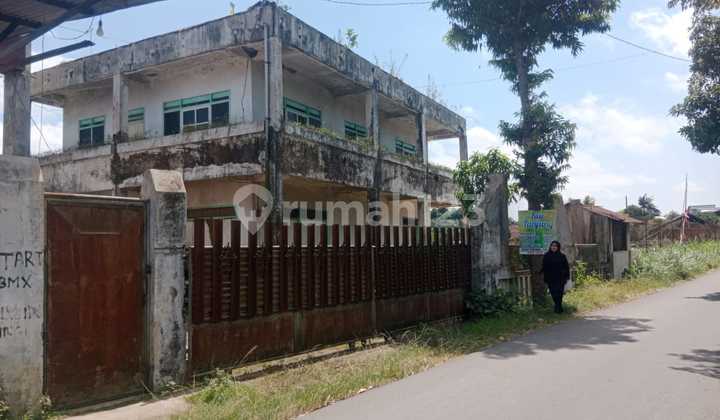 Dijual Via Lelang Gudang dan Kantor Jember