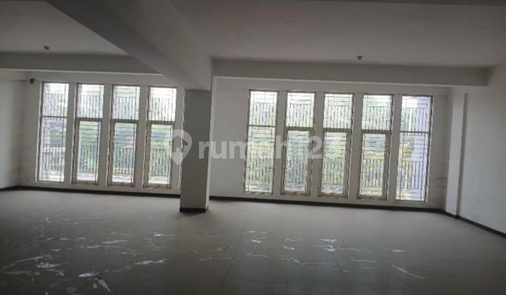 For Sale By Auction: Ruko Raya Ahmad Yani No. 250 - Surabaya 2