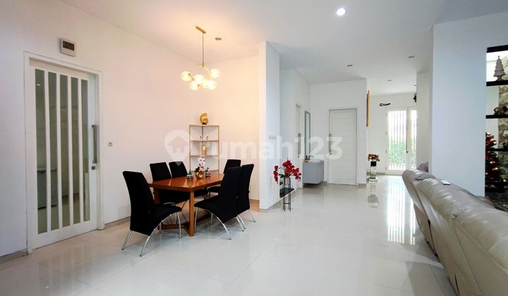 Sell House Woodland Citraland West Surabaya. 2