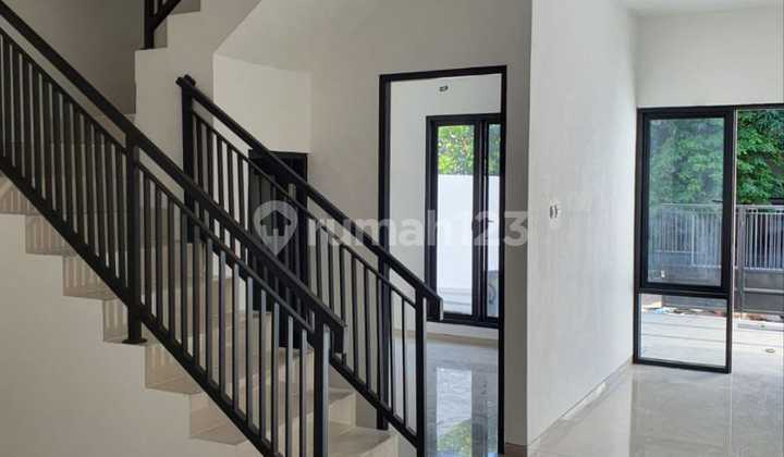 Dijual Rumah 2 lantai di Nirwana Executive dengan material eksklusive, LT 87m2  2