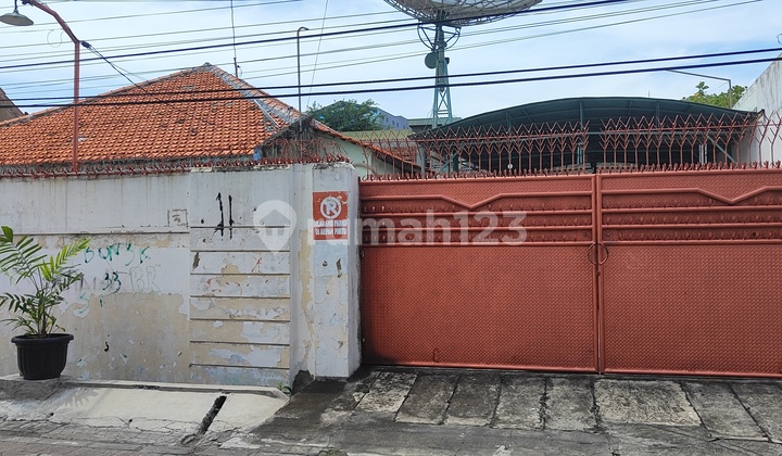 House For Sale, Ideal For Business In Sidotopo Wetan Baru, strategic commercial area of Kenjeran