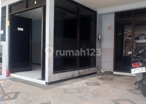 Rumah 1.5 Lantai Nirwana Executive, Rungkut 2