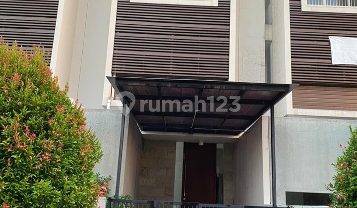 Graha Natura Shop House 1st Floor with 2 Door Access from Front and Rear 1