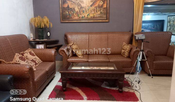 Jual Rumah 2.5 Lantai Di Simohilir, Sukomanunggal. Fasilitas Air Panas Tenaga Surya 2