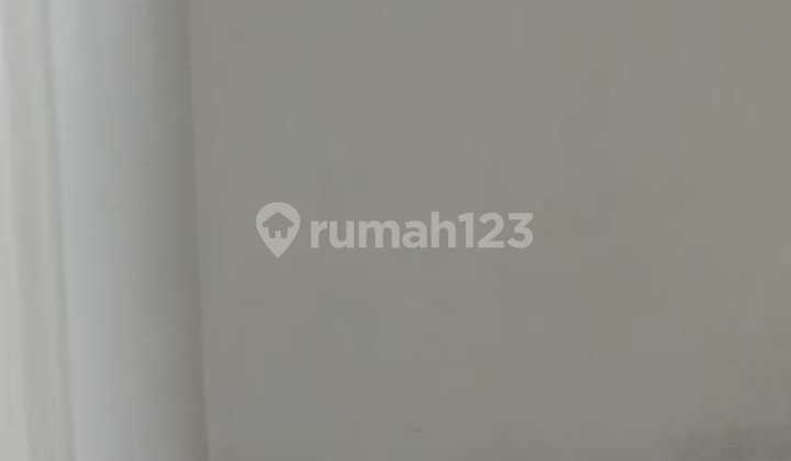 Disewakan Ruko Komersial dekat sekolah Ciputra dan Gereja St.Yakobus, Citraland, cocok untuk usaha