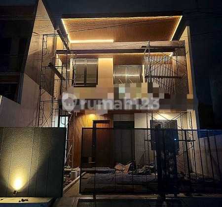 Dijual Rumah 2 Lantai Baru Gress Di Manyar Kertoarjo, Serah Terima Akhir Mei Dijual Rumah 2 Lantai Baru Gress Di Manyar Kertoarjo, Serah Terima Akhir Mei