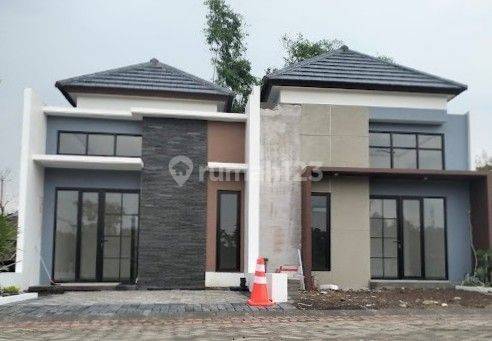 Rumah Dijual 300 Jtan Di Surabaya Barat Shm 1