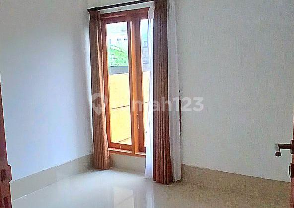 3 Bedrooms with AC and Water Heater in Renon Cheapest