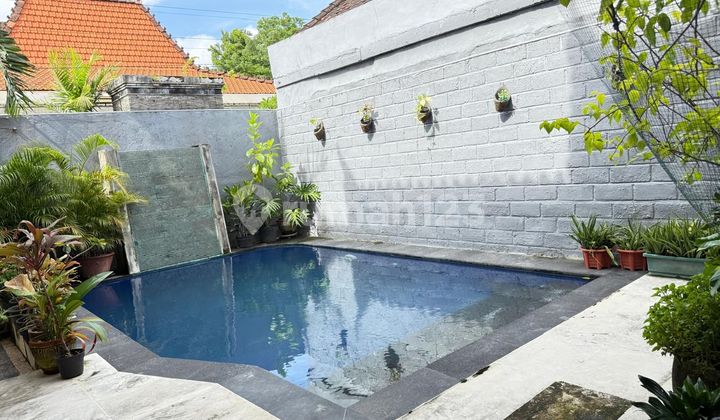 Rumah Modern 2 Lantai Furnished Ada Kolam Renang