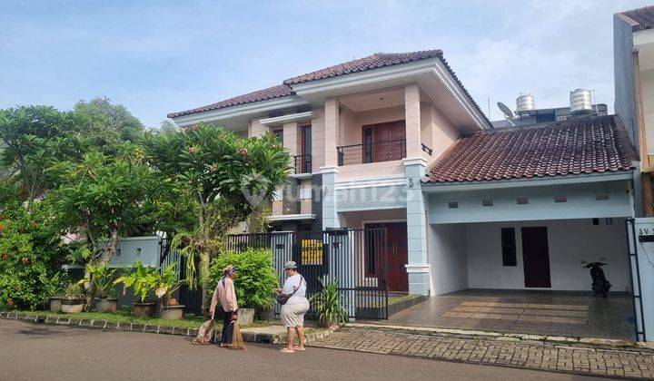 Rumah 2 Lt Di Anggrek Loka 1