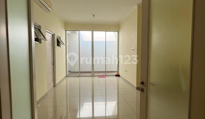 Residence One House 2