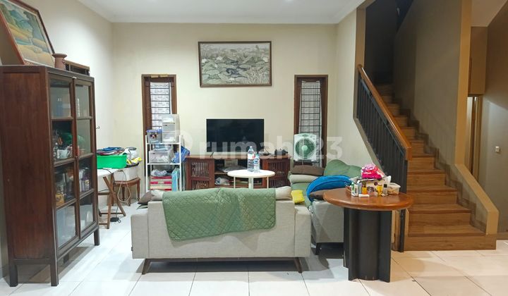 Rumah di Puspita Loka 2