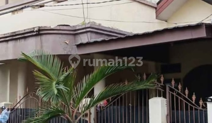Rumah di Villa Dago Rumah di Villa Dago