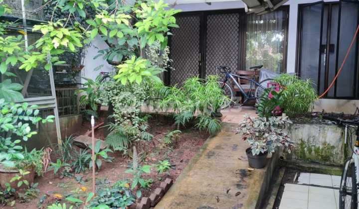 Puspitek Asri Earth House 2