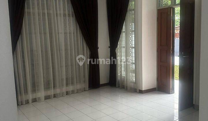 Disewakan Rumah 2 Lantai Di Gading Kirana Kelapa Gading Full Furnished 2