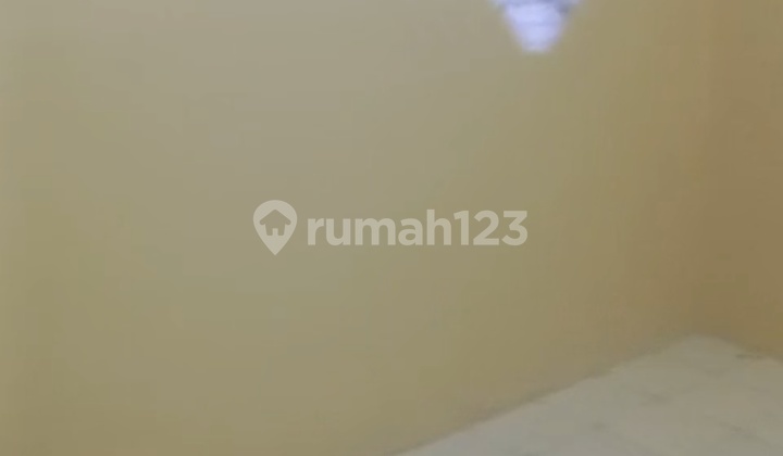 Rumah 2 Lt Full Cor Beton. Siap Huni. Akses Mobil 2
