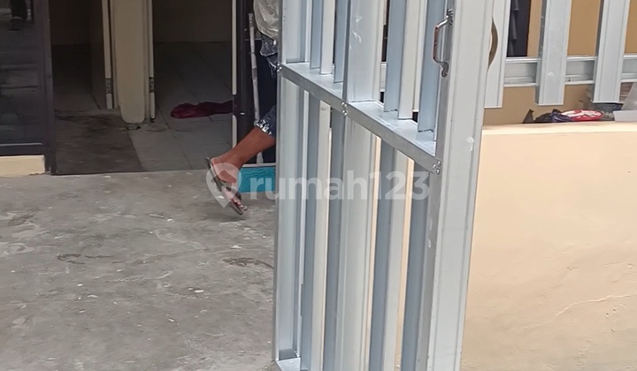 Rumah Sewa + Carport Bersahabat