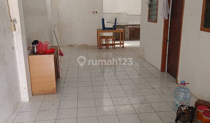 Rumah Dgn Garasi & 3 Kamar 2