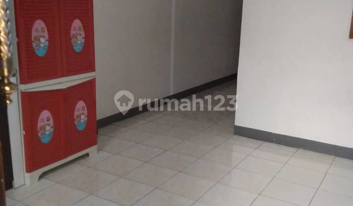 House in Cempaka Putih, Friendly Price, Car Road Access 2