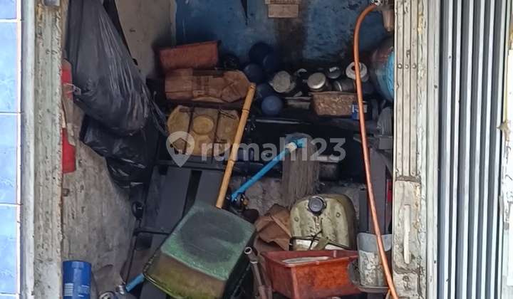 Rukopinggir Jalan. Ruang Usaha Rukopinggir Jalan. Ruang Usaha