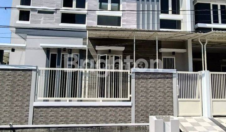 RUMAH BARU HOOK MODEL SCANDINAVIAN DI TENGGILIS TENGAH SURABAYA 2