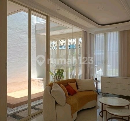 Rumah Cantik Furnished Grand Island Pakuwon City Surabaya Timur