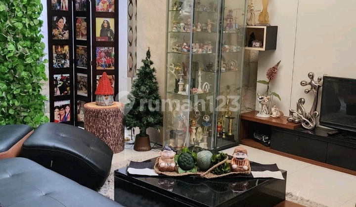 CITRALAND HOUSE 2 STORIES NEAR LAKE