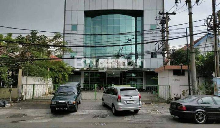 GEDUNG 3 LANTAI EX RESTORAN TERKENAL 1