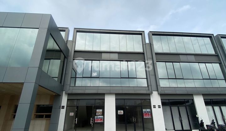 Disewakan Ruko Batavia Pik 4,5X18 2 View