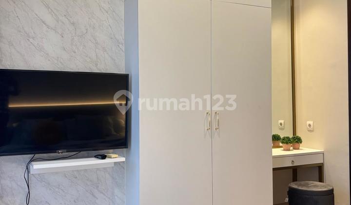 Menteng Park Apartment 2 Bedrooms Furnished Good 2