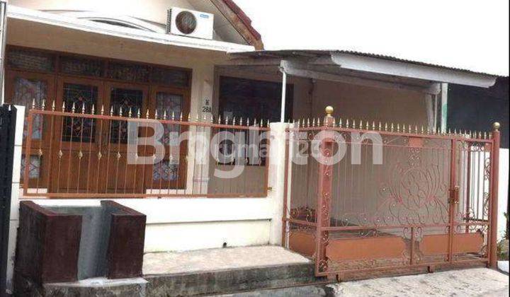 RUMAH DI SURABAYA KLAMPIS BISA PERBULAN FULL FUERNISHED 1