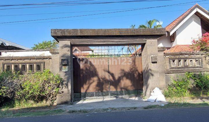 Rumah Klasik Luas Di Pusat Renon Lingkungan Perumahan Dekat Fasum 1