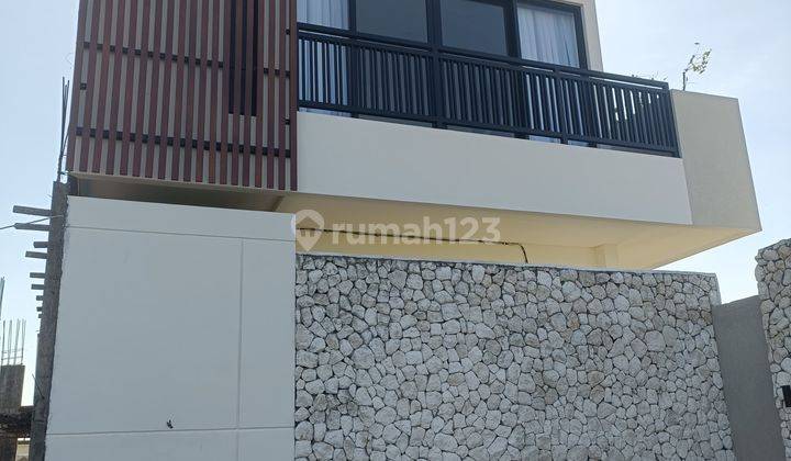 VILLA BARU MODERN FULLY FURNISHED DEKAT KE PANTAI DI SESEH  2