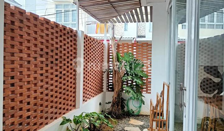 Modern House Semi Villa Style In Premium South Denpasar Area 2