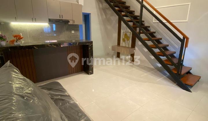 Mezzanine Style House With Furnished In Renon Close To Amenities
