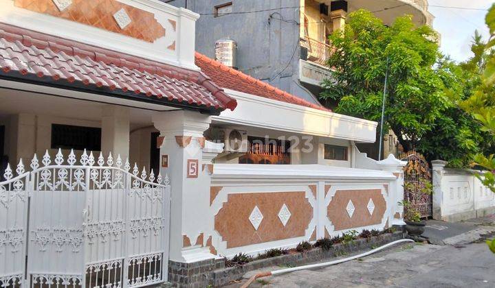 Rumah Klasik Terawat Dalam Perumahan Hanya Selangkah Ke Sanur 1