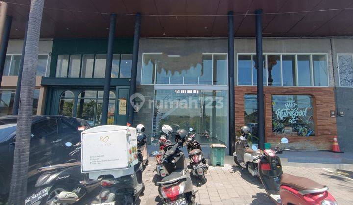 TWO-STOREY SHOPHOUSE IN A BUSY AND BUSINESS AREA NEAR SUNSET ROAD 2