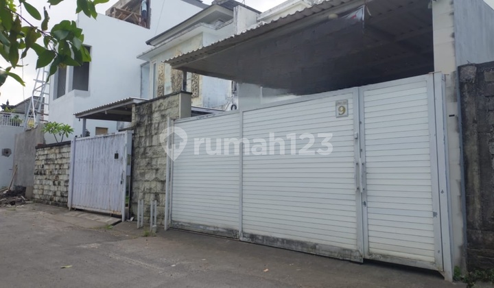 Rumah Full Furnish Modern Style Di Dalung Dalam Komplek