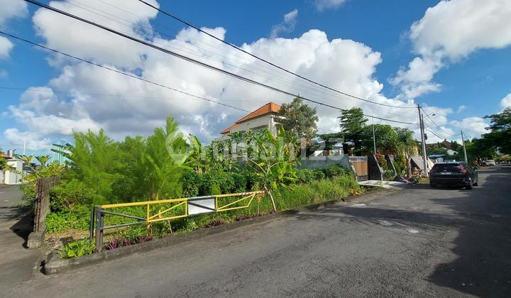 Tanah Hook Kavling Premium di Kawasan Elite Renon Bebas Banjir