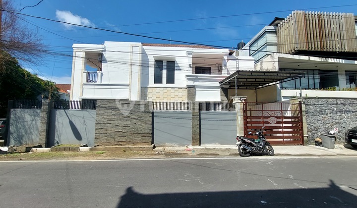 Affordable Minimalist House, Ready to Move In, Flood-Free in Renon Affordable Minimalist House, Ready to Move In, Flood-Free in Renon