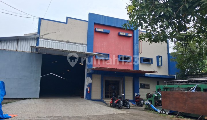 For Rent: Large Warehouse in Wijaya Industrial Area, Semarang 2