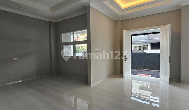 rumah bagus full renovasi Bintaro, sektor 9, Tangerang Selatan