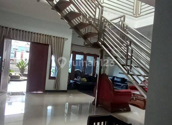 Ruko Rumah Di Kolonel Masturi Lembang Bandung Ada Tempat Untuk Usaha  2