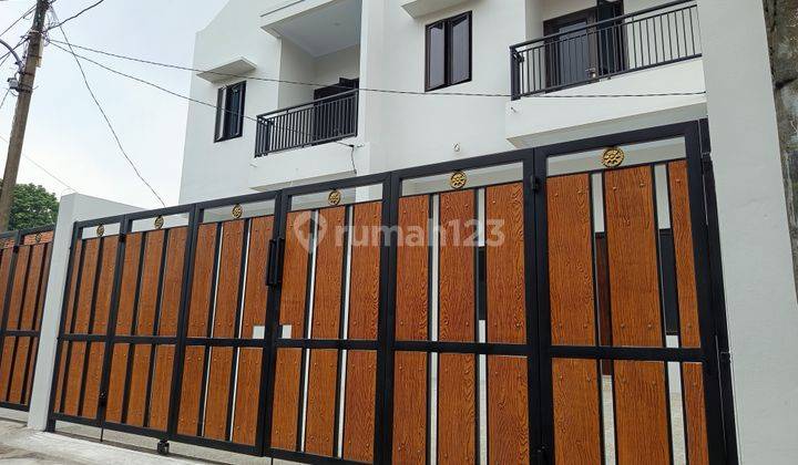 Rumah Siap Huni Kalisari Jakarta Timur 1
